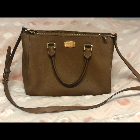 Michael Kors purse - Picture 3 of 8